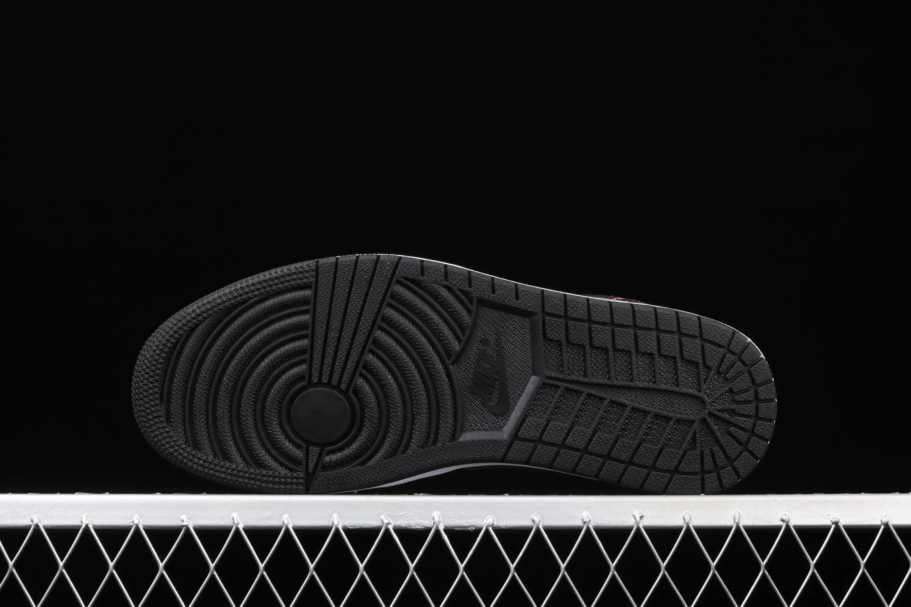 All categories Air Jordan Jordan series basketball shoes Air Jordan 1 Mid Air Jordan 1 Mid AJ1 Joe 1 patent leather orange Zhongbang basketball shoes DD6834-802